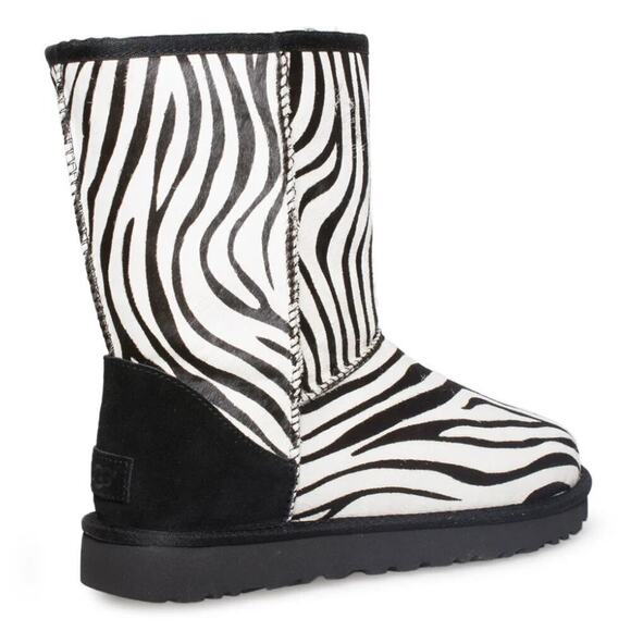 UGG Classic Short Exotic Zebra Boots Women's size 9 - Picture 2 of 10